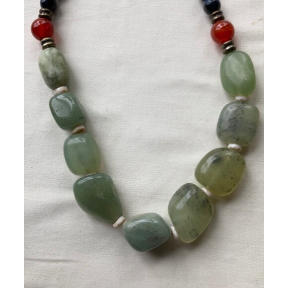 Vintage carnelian jade shell necklace 19 long - Picture 4 of 4